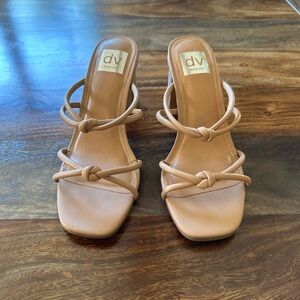 Dolce Vita tan heels sz 8.
